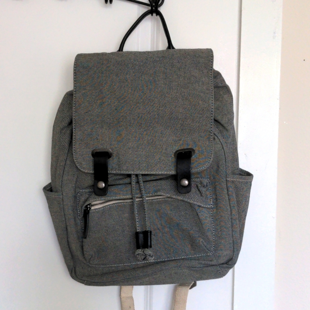 Everlane reverse denim The Twill Snap Backpack